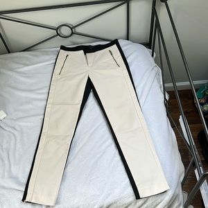 Banana republic black and cream pant